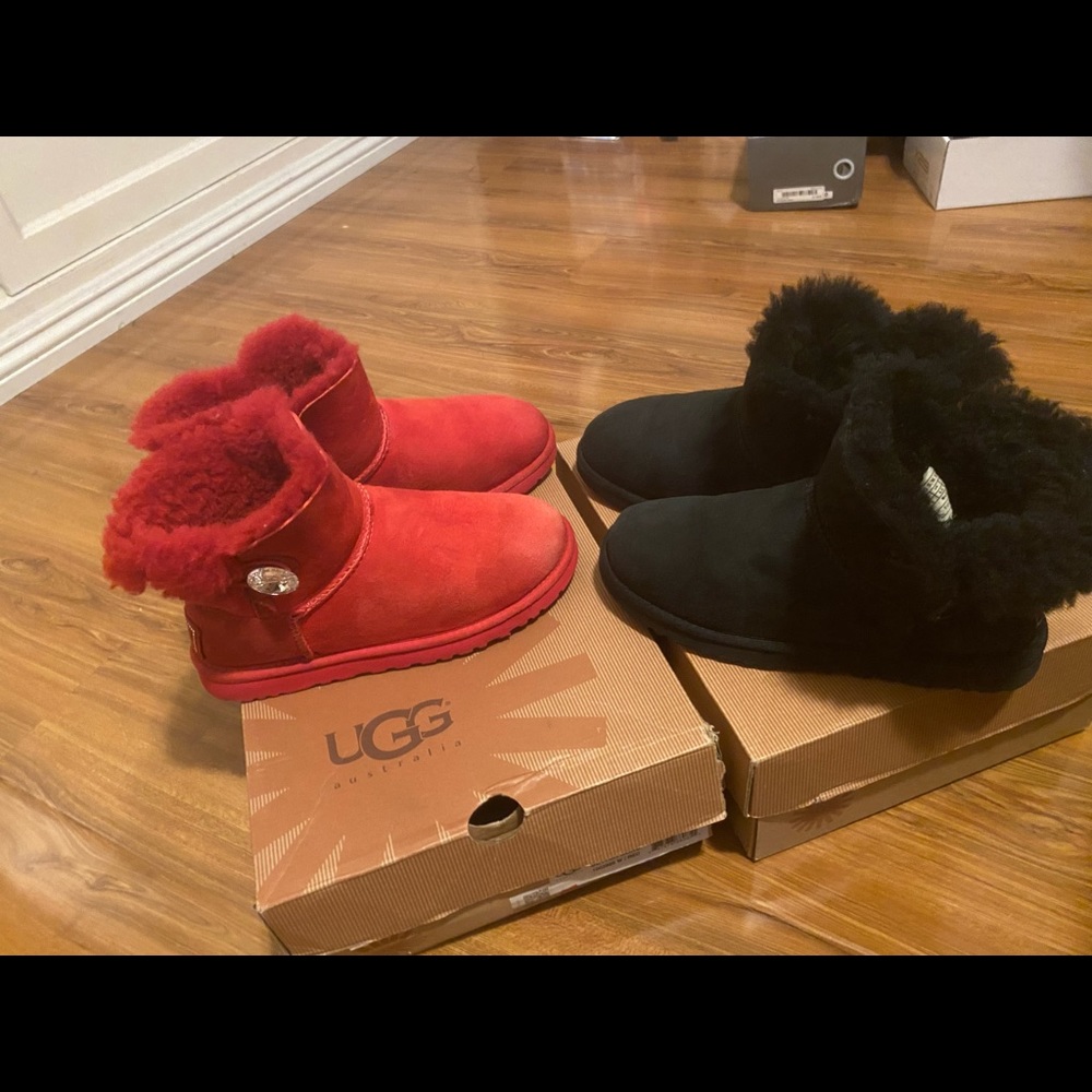 BUNDLE 2 PAIRS - UGG MINI BAILEY BUTTON BLING
